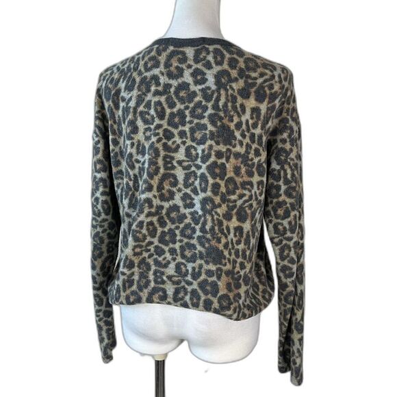 Caution to the Wind Leopard Fuzzy Animal Print Cropped Sweater Size MEDIUM - Picture 3 of 10
